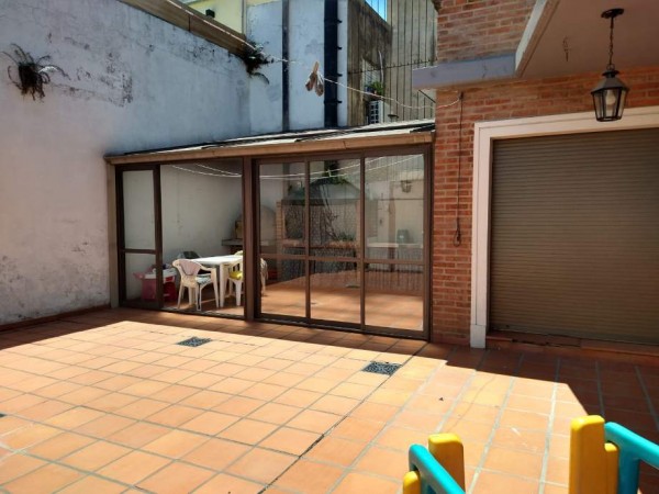 VN - Casa venta Lanus Este