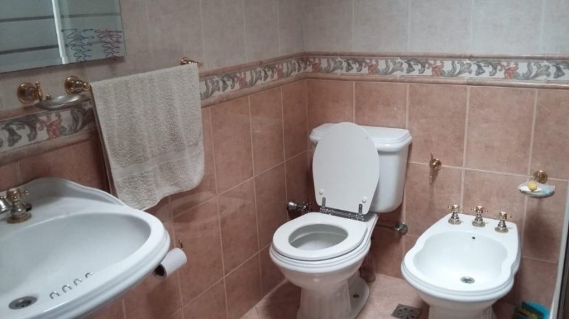VN - Casa venta Ezpeleta Este