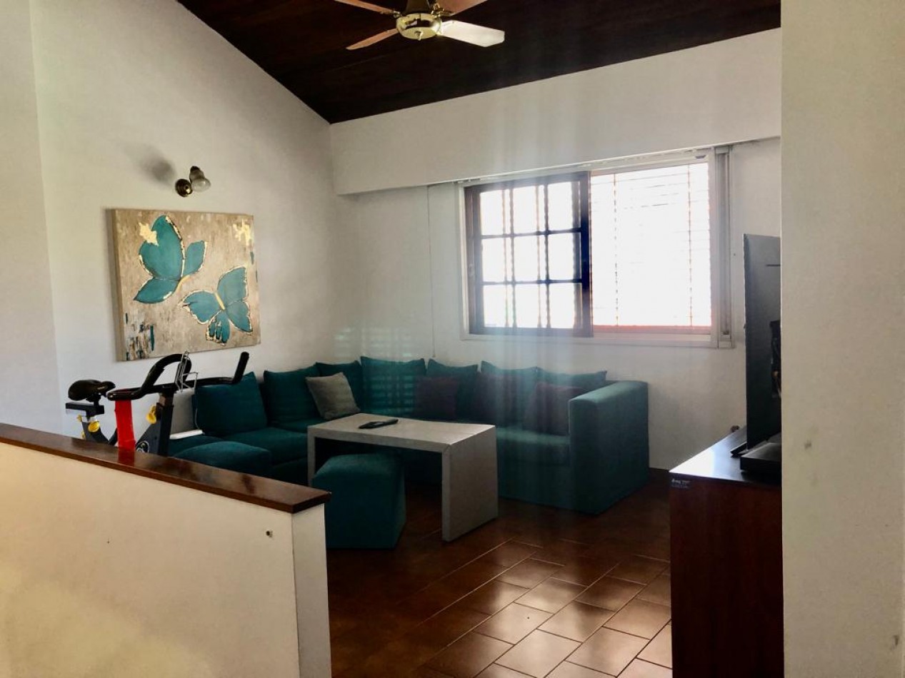  Espectacular Casa en zona Residencial de Quilmes