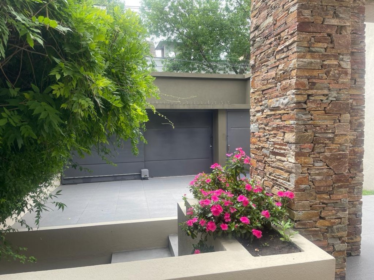 Hermosa Casa en Venta - Zona Residencial