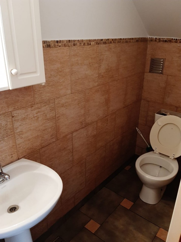 VN - VENTA DE CUATRO DUPLEX CON COCHERA EN BERNAL