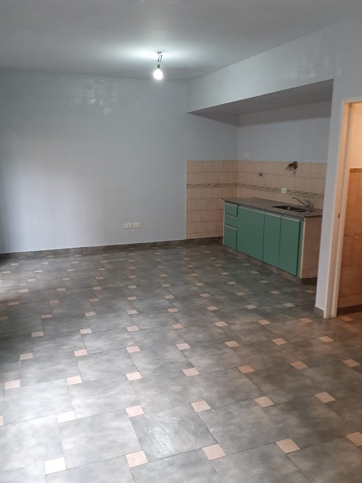 VN - VENTA DE CUATRO DUPLEX CON COCHERA EN BERNAL