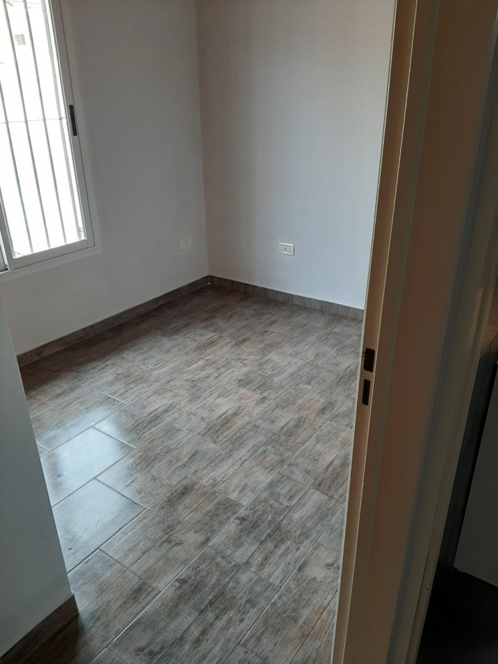 VN - VENTA DE CUATRO DUPLEX CON COCHERA EN BERNAL