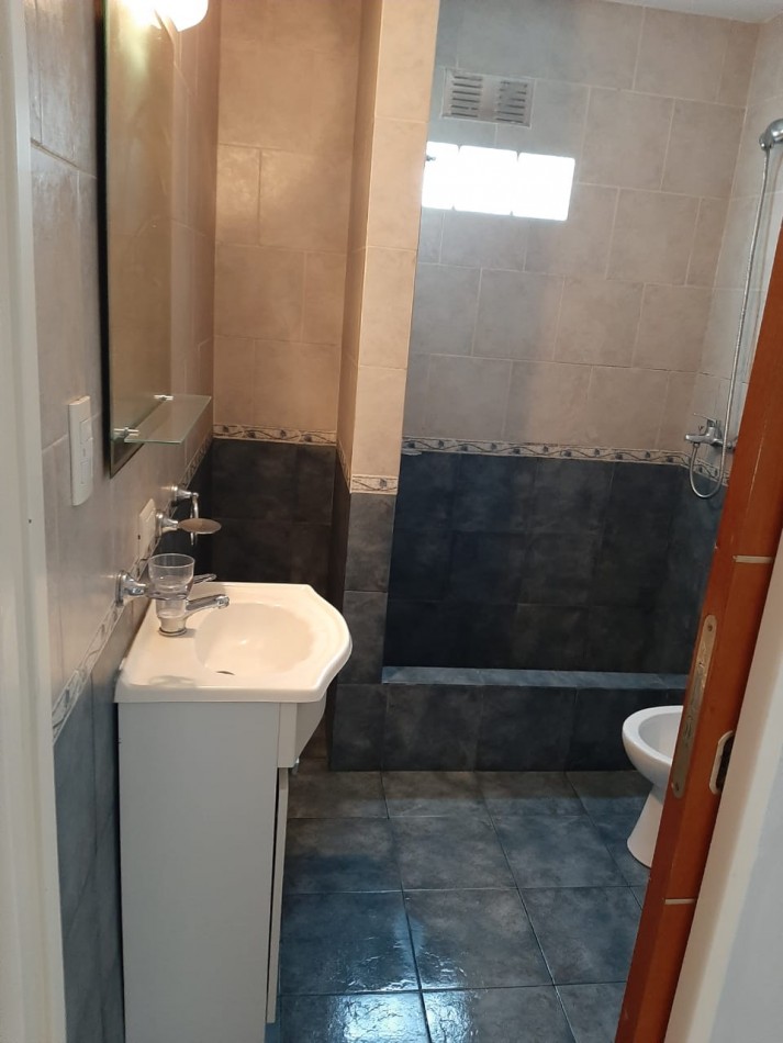 VN - VENTA DE CUATRO DUPLEX CON COCHERA EN BERNAL