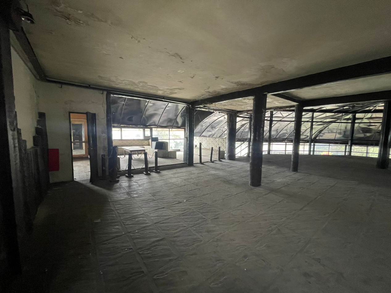VN - IMPRESIONANTE LOCAL EN VENTA EN RIBERA DE QUILMES
