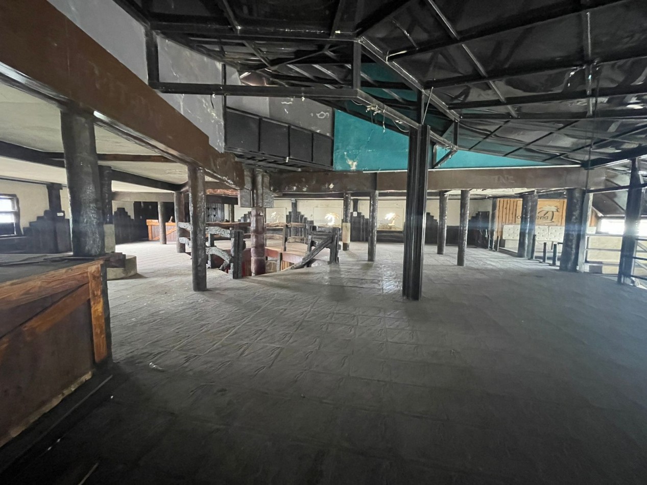 VN - IMPRESIONANTE LOCAL EN VENTA EN RIBERA DE QUILMES