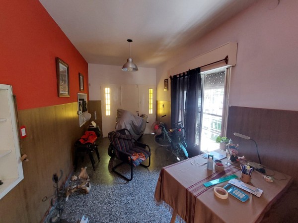 AV- Venta amplia casa 5 ambientes apta credito