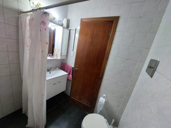AV- Venta amplia casa 5 ambientes apta credito
