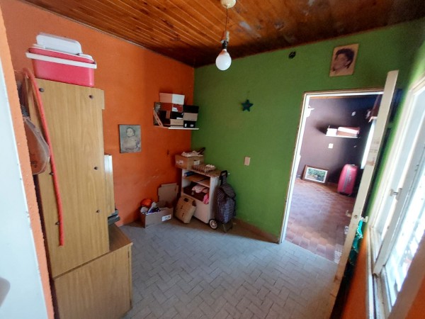 AV- Venta amplia casa 5 ambientes apta credito