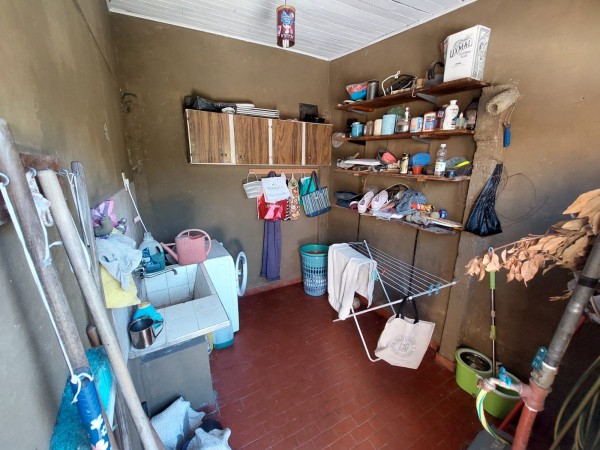 AV- Venta amplia casa 5 ambientes apta credito