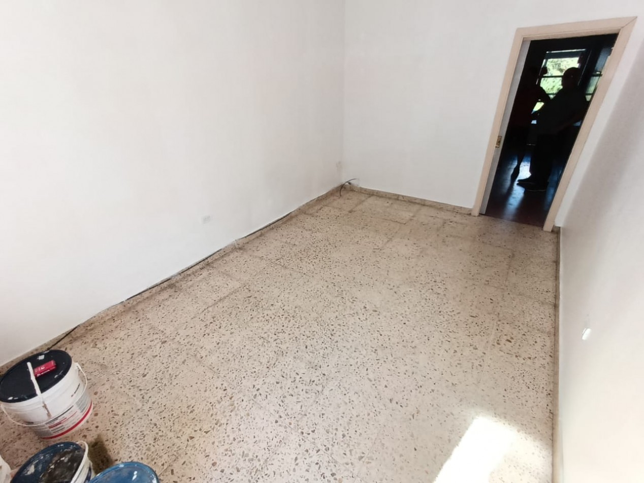 VG- luminosa casa de 4 ambientes!