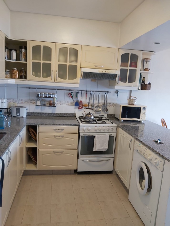 AJ - HERMOSO PISO 5 ambientes - ZONA PLAZA CONESA