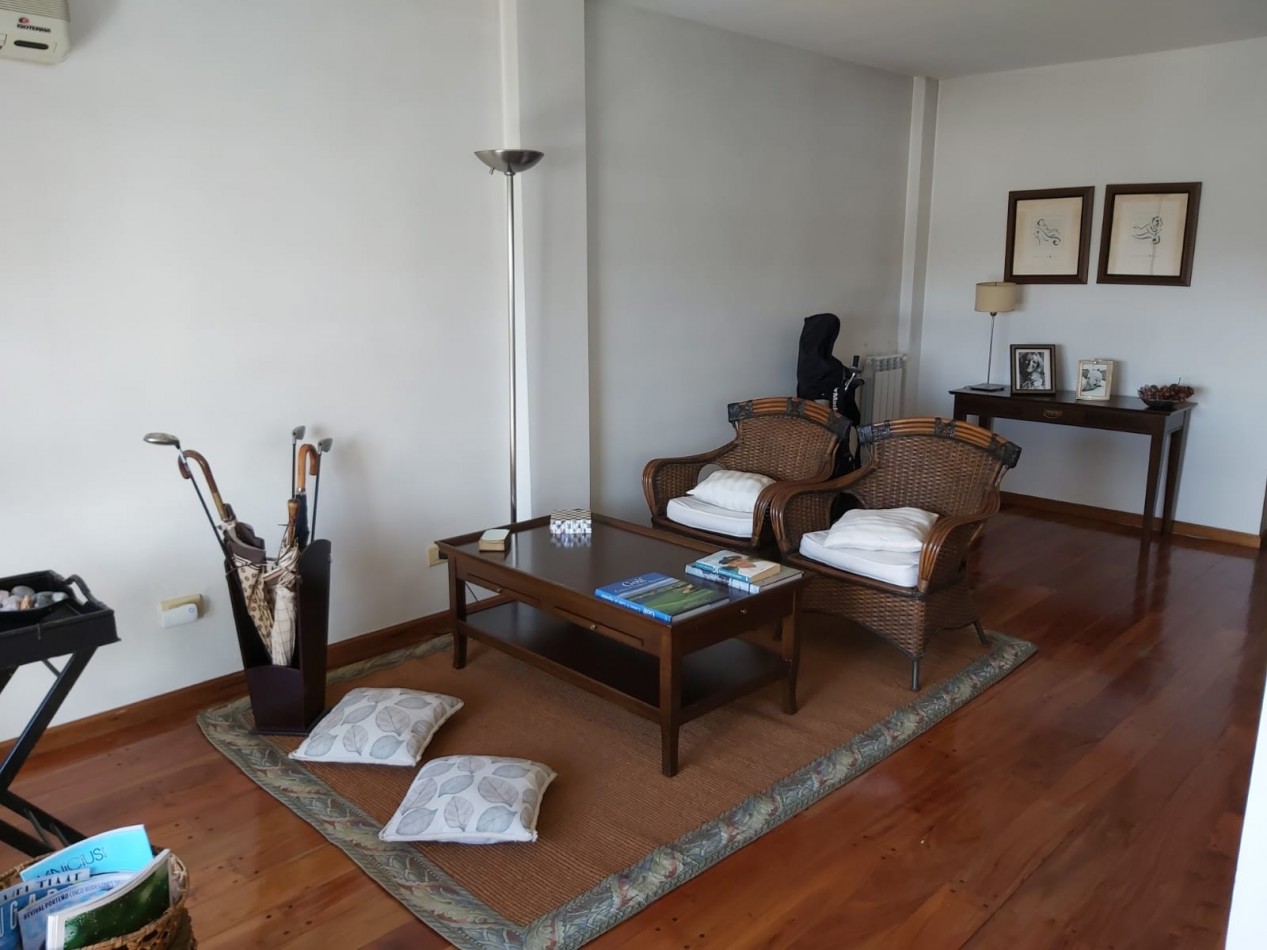 AJ - HERMOSO PISO 5 ambientes - ZONA PLAZA CONESA