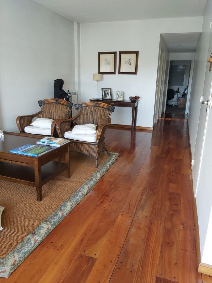 AJ - HERMOSO PISO 5 ambientes - ZONA PLAZA CONESA