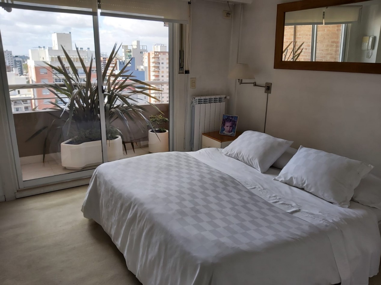 AJ - HERMOSO PISO 5 ambientes - ZONA PLAZA CONESA