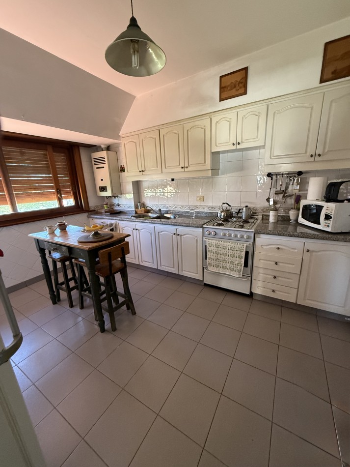 AJ - Departamento 3 ambientes, con la posibilidad de convertirlo en 3 dormitorios