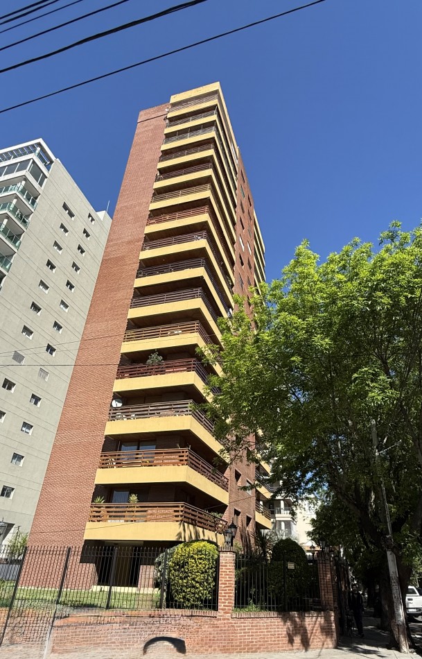 AJ - Departamento 3 ambientes, con la posibilidad de convertirlo en 3 dormitorios