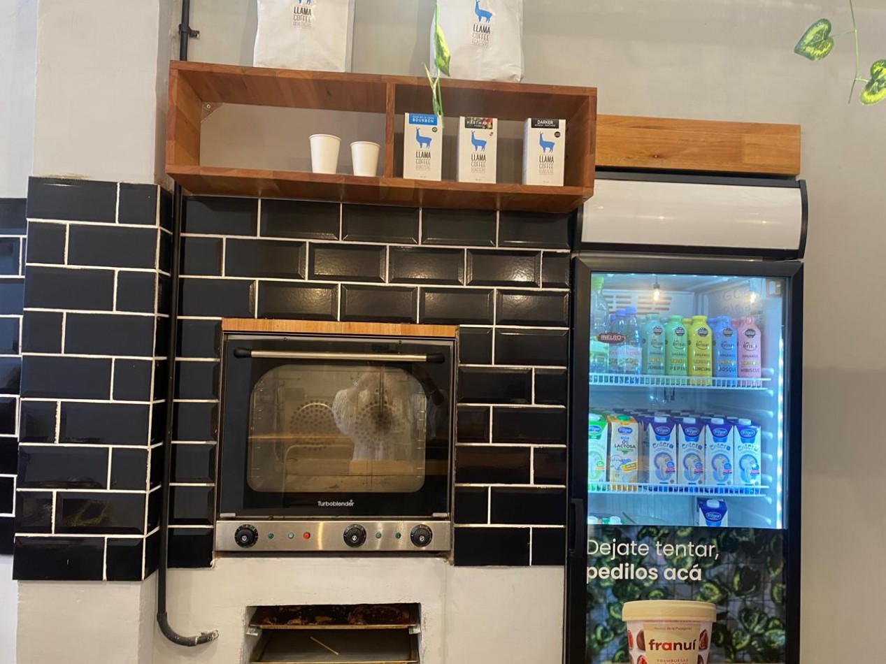 AM. Fondo de Comercio en Venta -  CAFETERIA - RESTO - Quilmes Centro