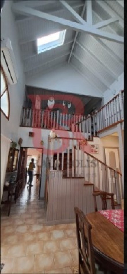 GZ - Hermosa Casa estilo Country cuatro ambientes