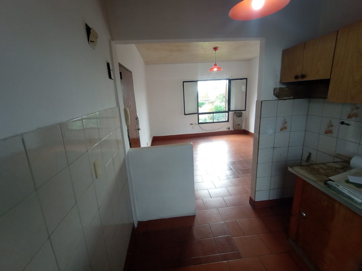 VG luminoso departamento de 3 ambientes Ezpeleta