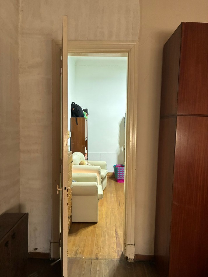 Av- Inmueble 4amb desarrollado en lote propio con entrada tipo PH
