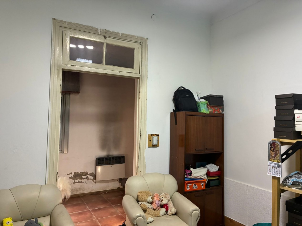 Av- Inmueble 4amb desarrollado en lote propio con entrada tipo PH