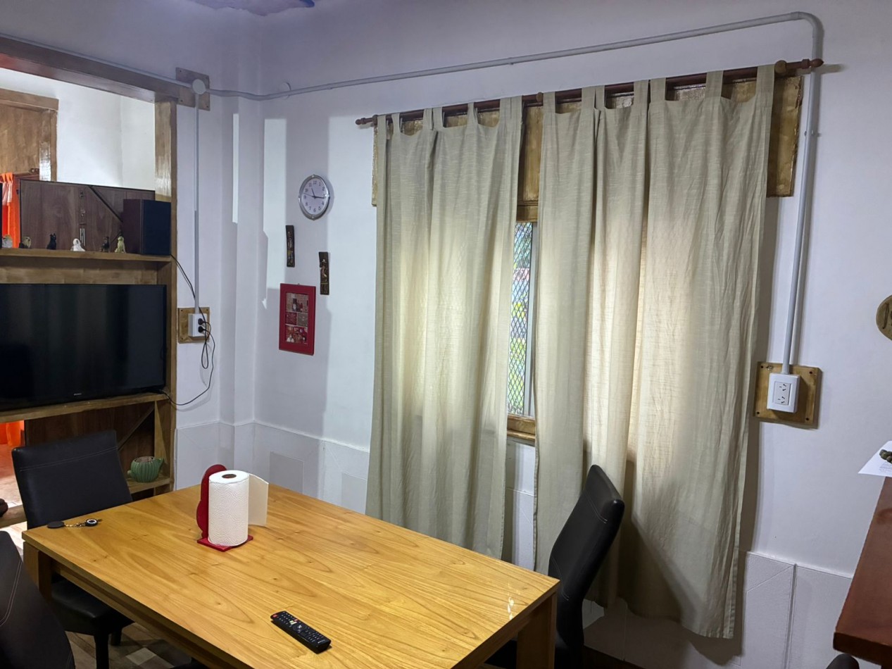 Av- Inmueble 4amb desarrollado en lote propio con entrada tipo PH