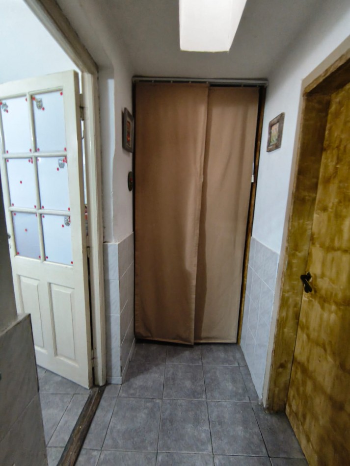 Av- Inmueble 4amb desarrollado en lote propio con entrada tipo PH
