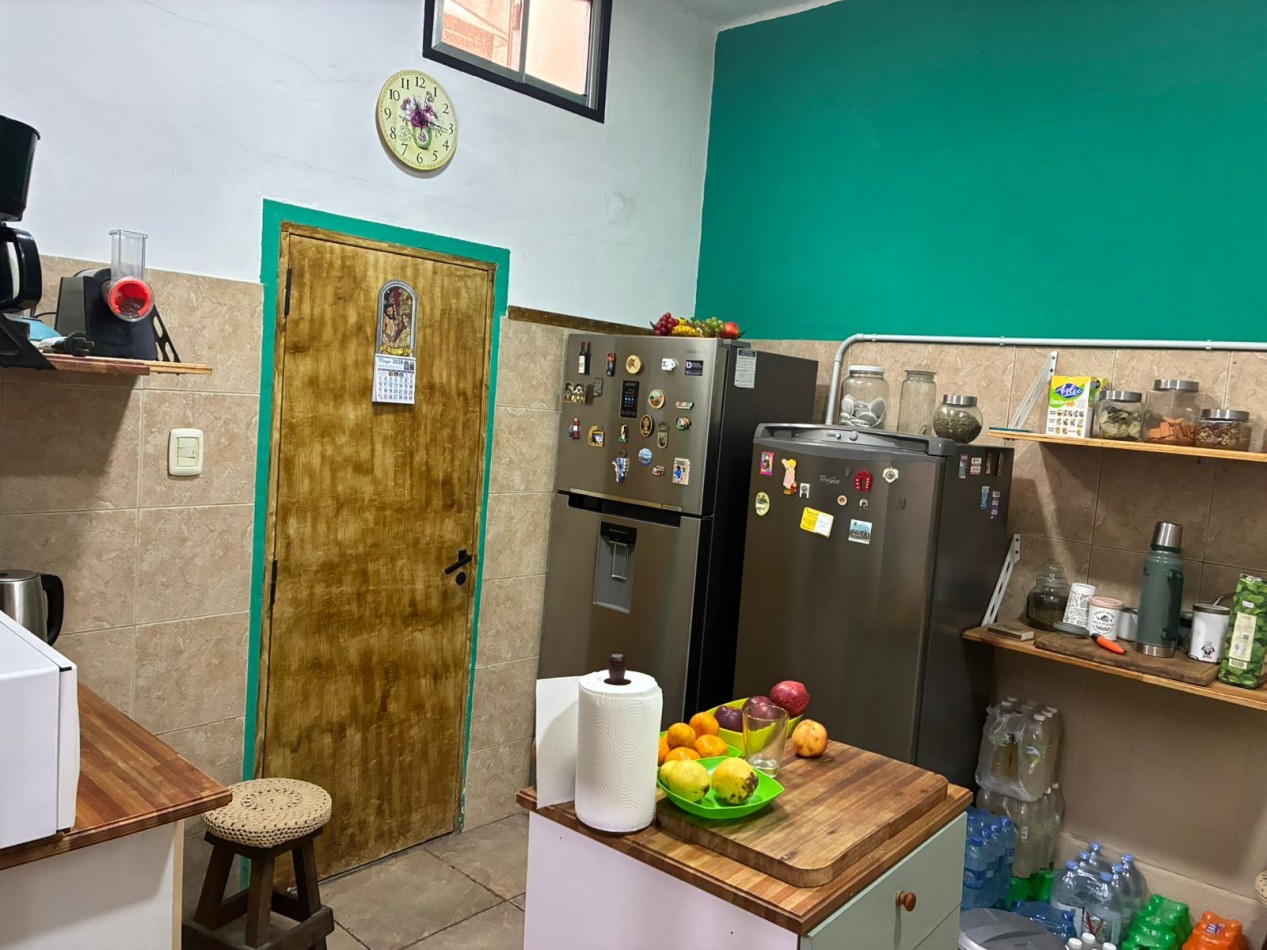 Av- Inmueble 4amb desarrollado en lote propio con entrada tipo PH