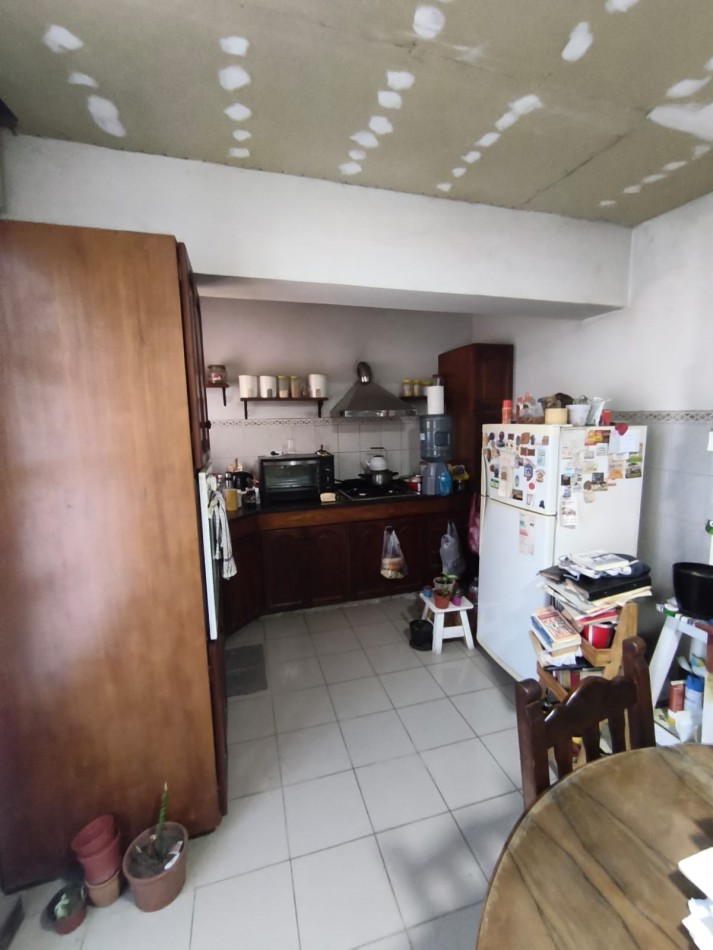LP - Venta casa con gran lote en Quilmes centro