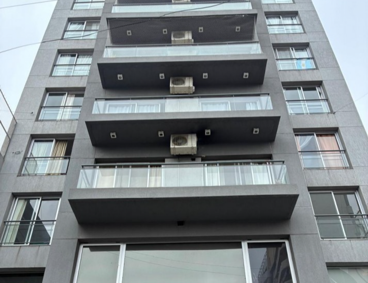 RS - Hermoso departamento 2 ambientes en Quilmes centro 