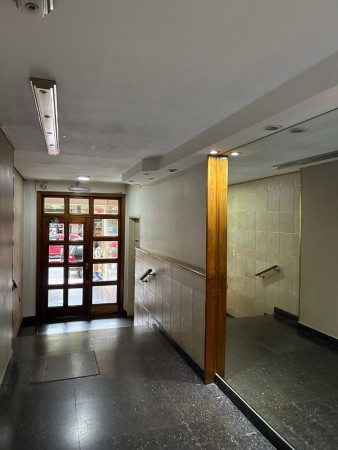 AV - OPORTUNIDAD!!! Departamento de 2 ambientes reciclado en caballito