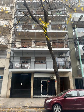 AV - OPORTUNIDAD!!! Departamento de 2 ambientes reciclado en caballito