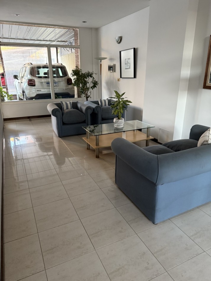 AJ - HERMOSO PISO 5 ambientes - ZONA PLAZA CONESA