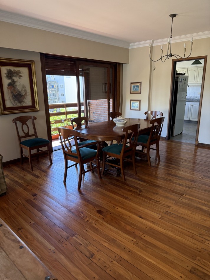 AJ - Departamento 3 ambientes, con la posibilidad de convertirlo en 3 dormitorios