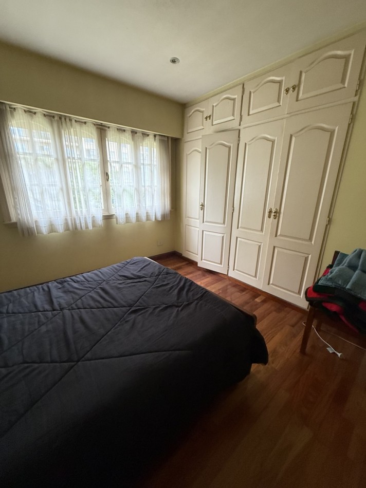 AJ - Importante  propiedad de categoria ideal geriatrico, clinica, consultorios