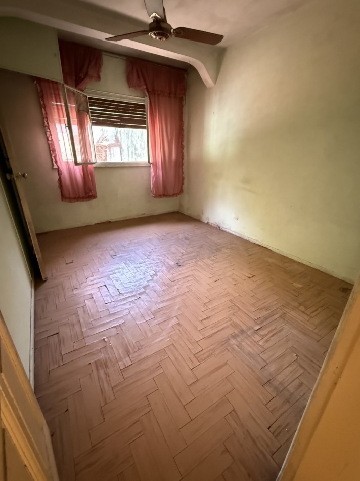 AJ - CASA 2 DORMITORIOS AMPLIO LOTE 