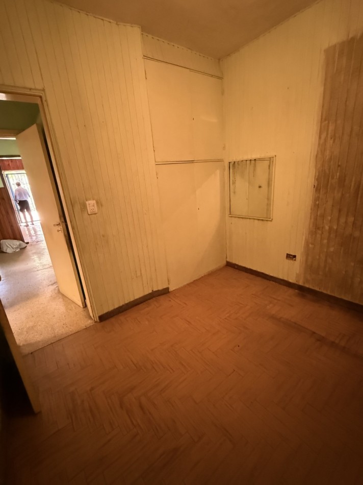 AJ - CASA 2 DORMITORIOS AMPLIO LOTE 