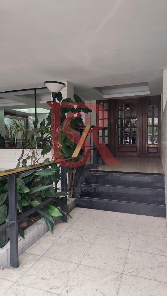 DN - Departamento 4 ambientes en alquiler, Quilmes Centro!!