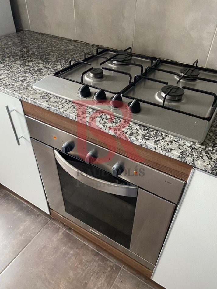 DN - Departamento 2 ambientes con cochera, Quilmes Centro 