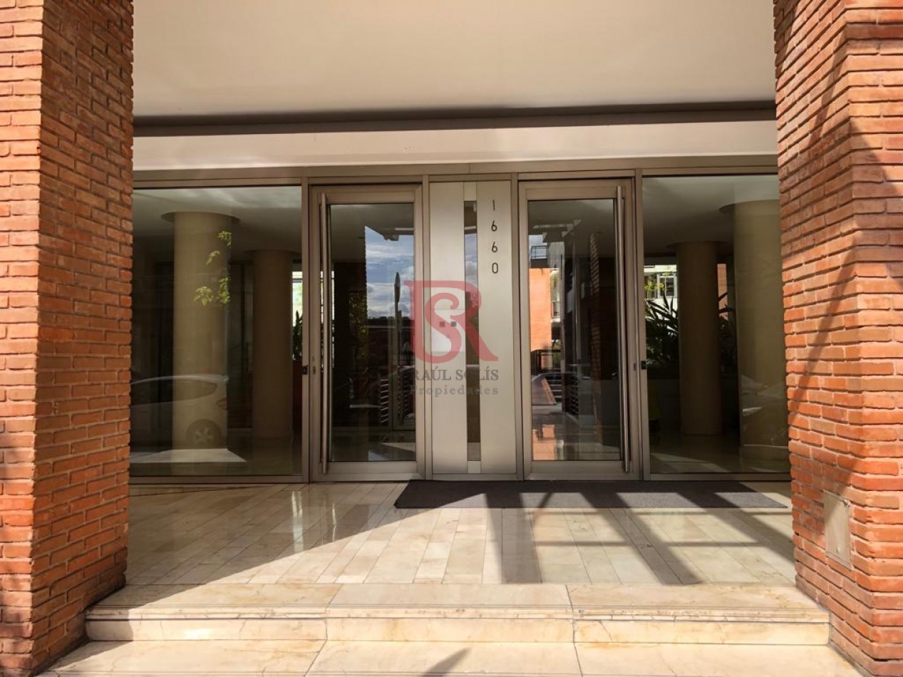Departamento 4 Ambientes Venta Edificio Brisas Puerto Madero con Cochera