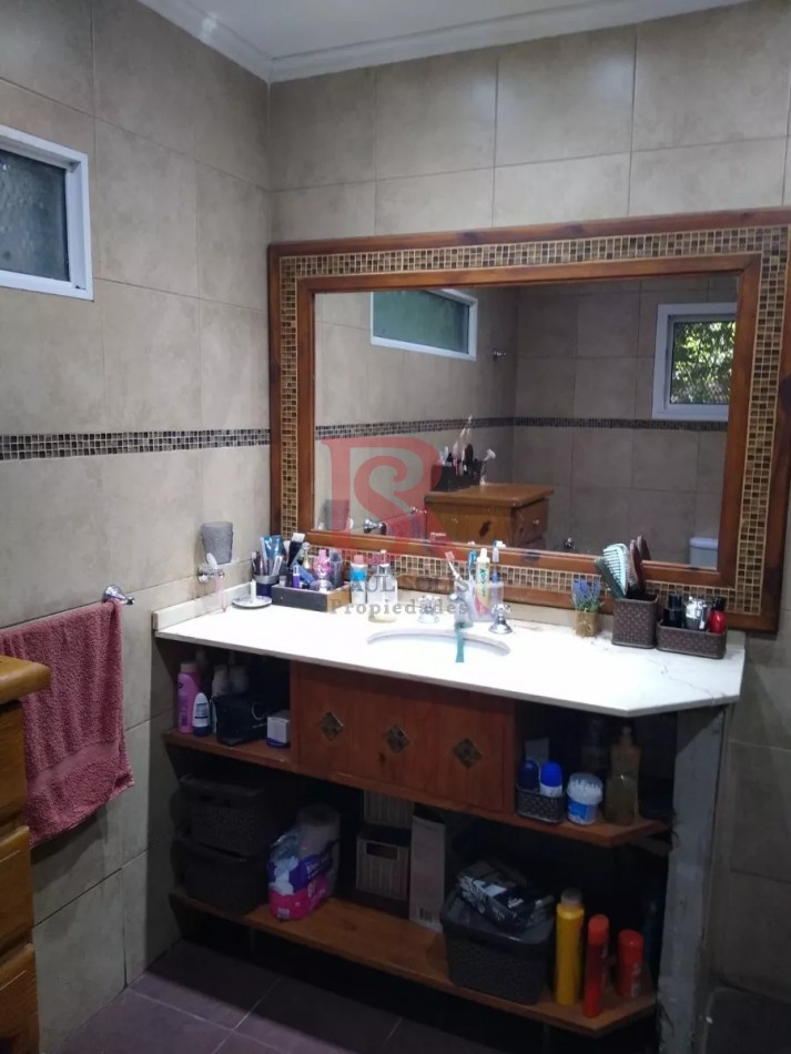 Am - Casa en Venta 4 Ambientes con Cochera Para 4 Autos - Cañuelas
