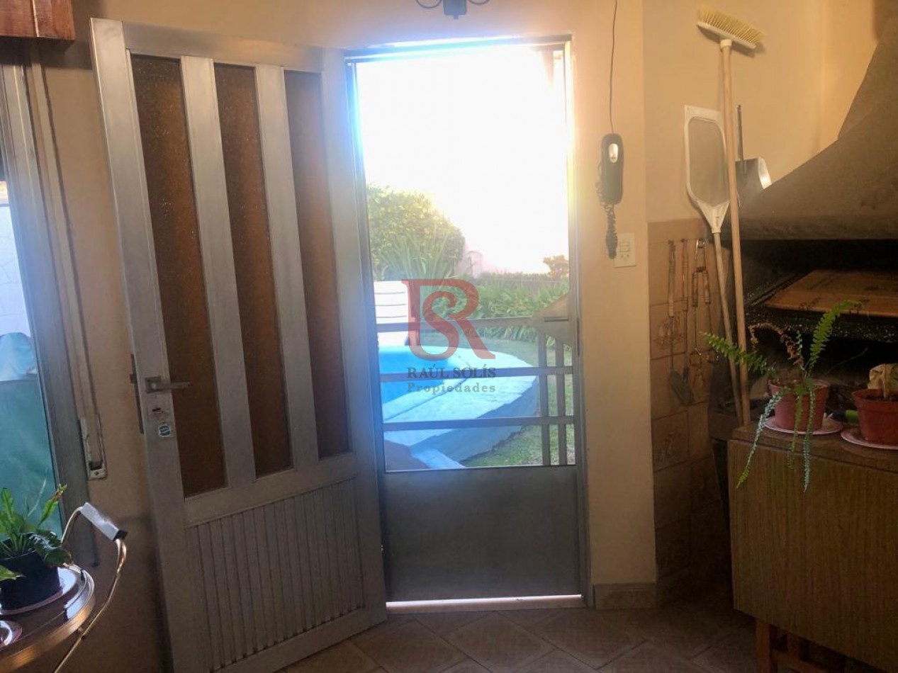 OPORTUNIDAD! Excelente Casa en Alquiler y Venta - Quilmes Oeste -