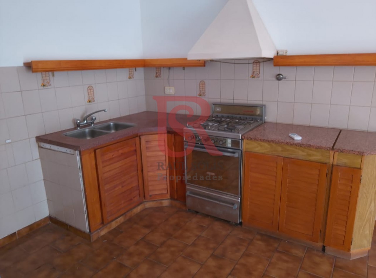 LP - Venta duplex 3 ambientes con cochera en Quilmes