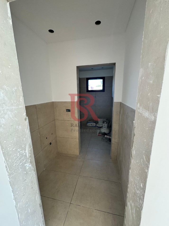 AM. ESPECTACULAR CASA EN VENTA con Piscina - Greenville Polo & Resort