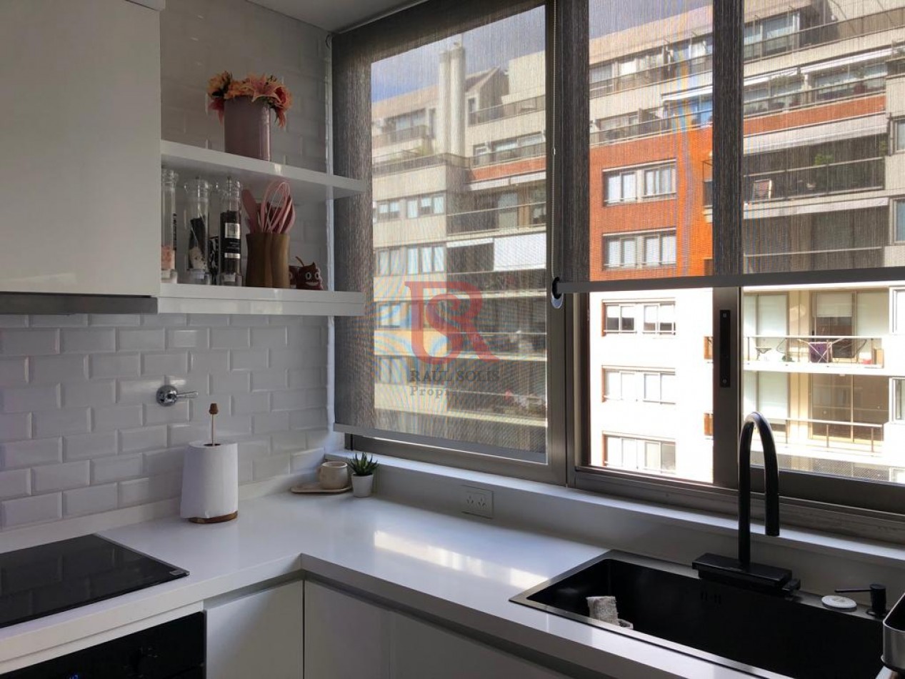 Departamento 4 Ambientes Venta Edificio Brisas Puerto Madero con Cochera