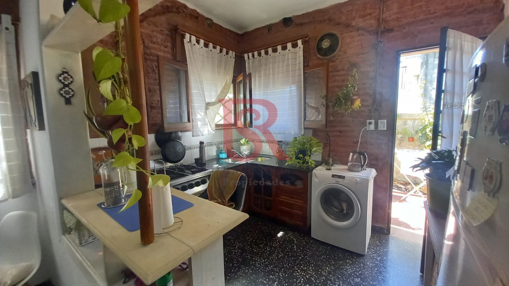 DN - RETAZADO!! PH 4 ambientes en venta, Quilmes! Apto credito