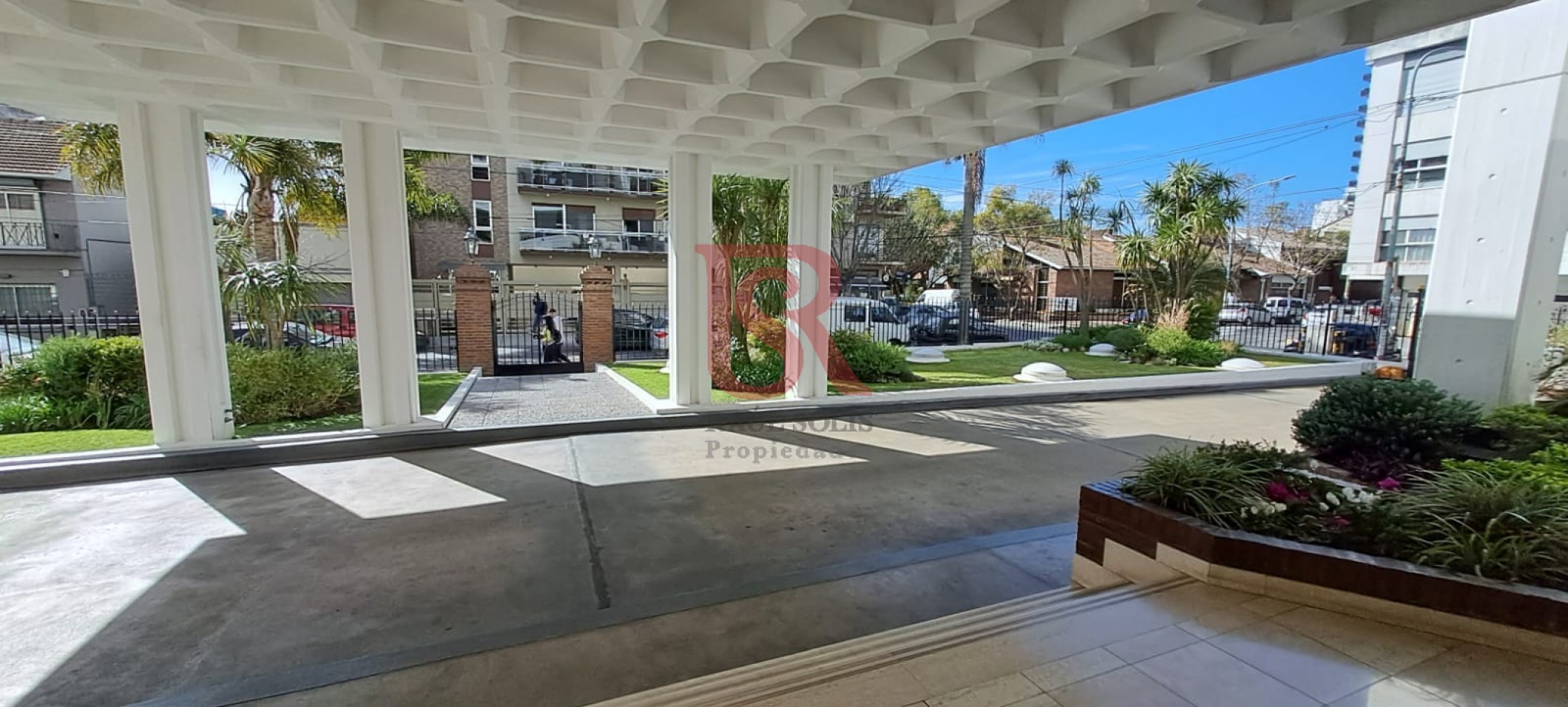 Venta Excelente Piso de Categoria en Edificio Premium