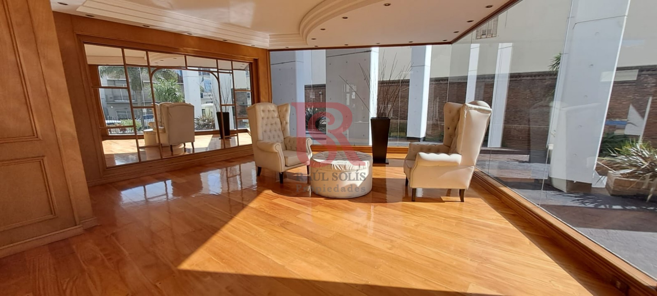 Venta Excelente Piso de Categoria en Edificio Premium