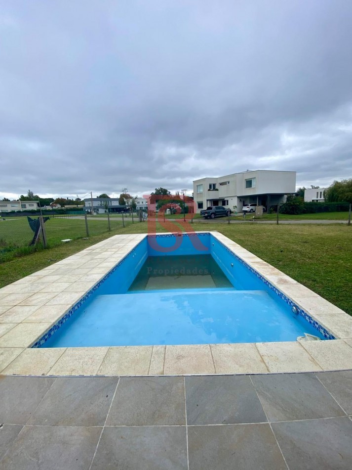 Am- Impecable Casa en Alquiler
